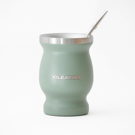 DOUBLE LAYER 304 STAINLESS STEEL MATE CUP.
LASER ENGRAVED LOGO.
15cm x 9cm.  INCLUDES  METAL STRAW AND  BRUSH.